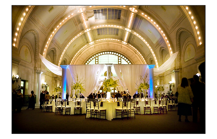  Large Reception Venue in Downtown Seattle | April Greer Photography 